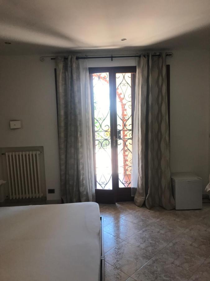 Dolcevita Rooms Арма ди Таджия Екстериор снимка